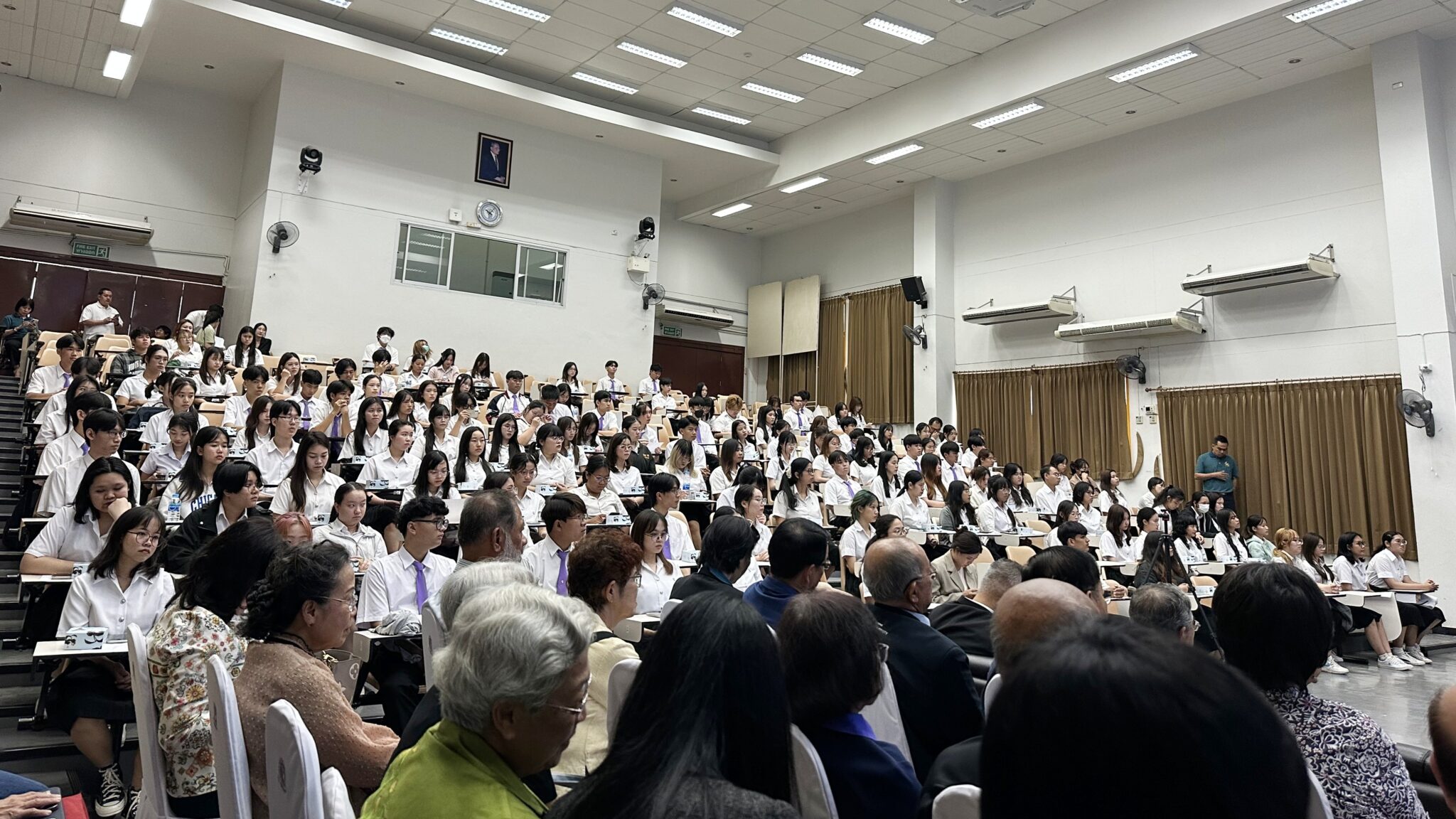 Chiang Mai University Students.jpg